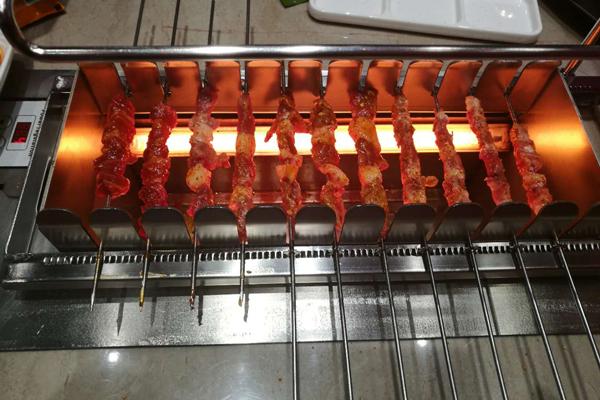 室內全自動翻轉燒烤機的未來發展趨勢是什么樣的呢？